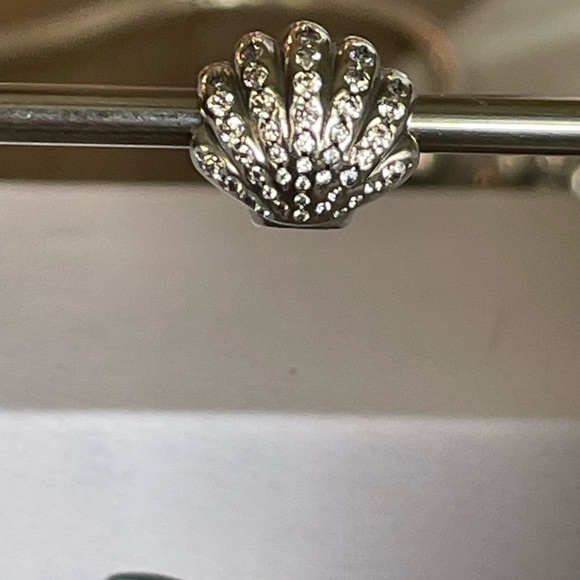 New Authentic Pandora x Disney Ariel Little Mermaid Sparkly Pave Seashell HTF - Picture 7 of 7